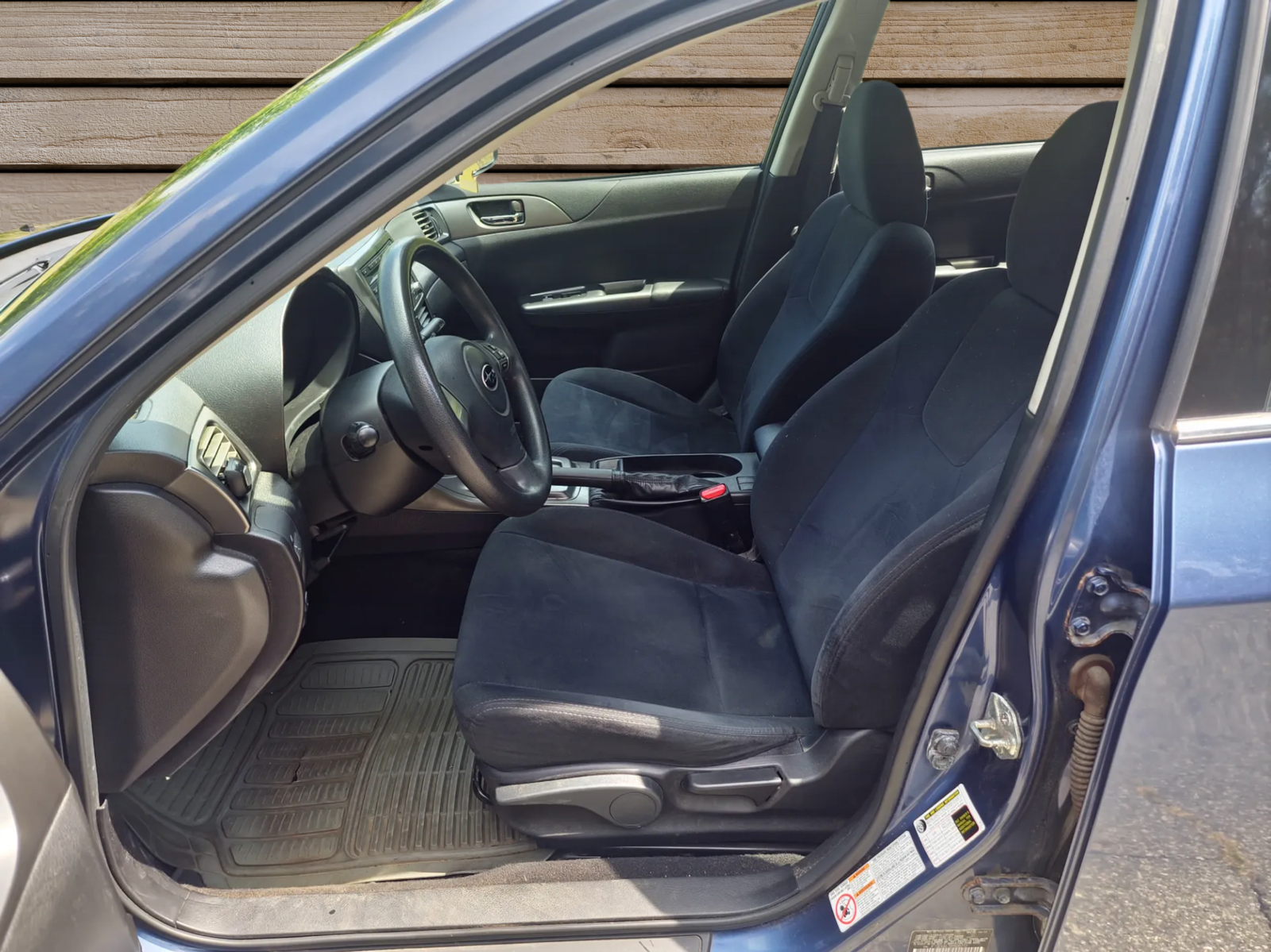 
								2011 Subaru impreza full									