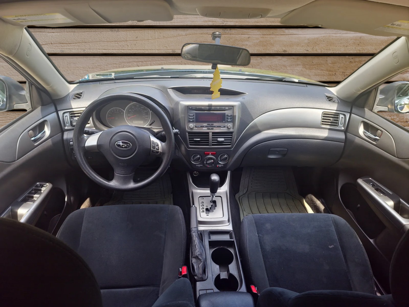 
								2011 Subaru impreza full									
