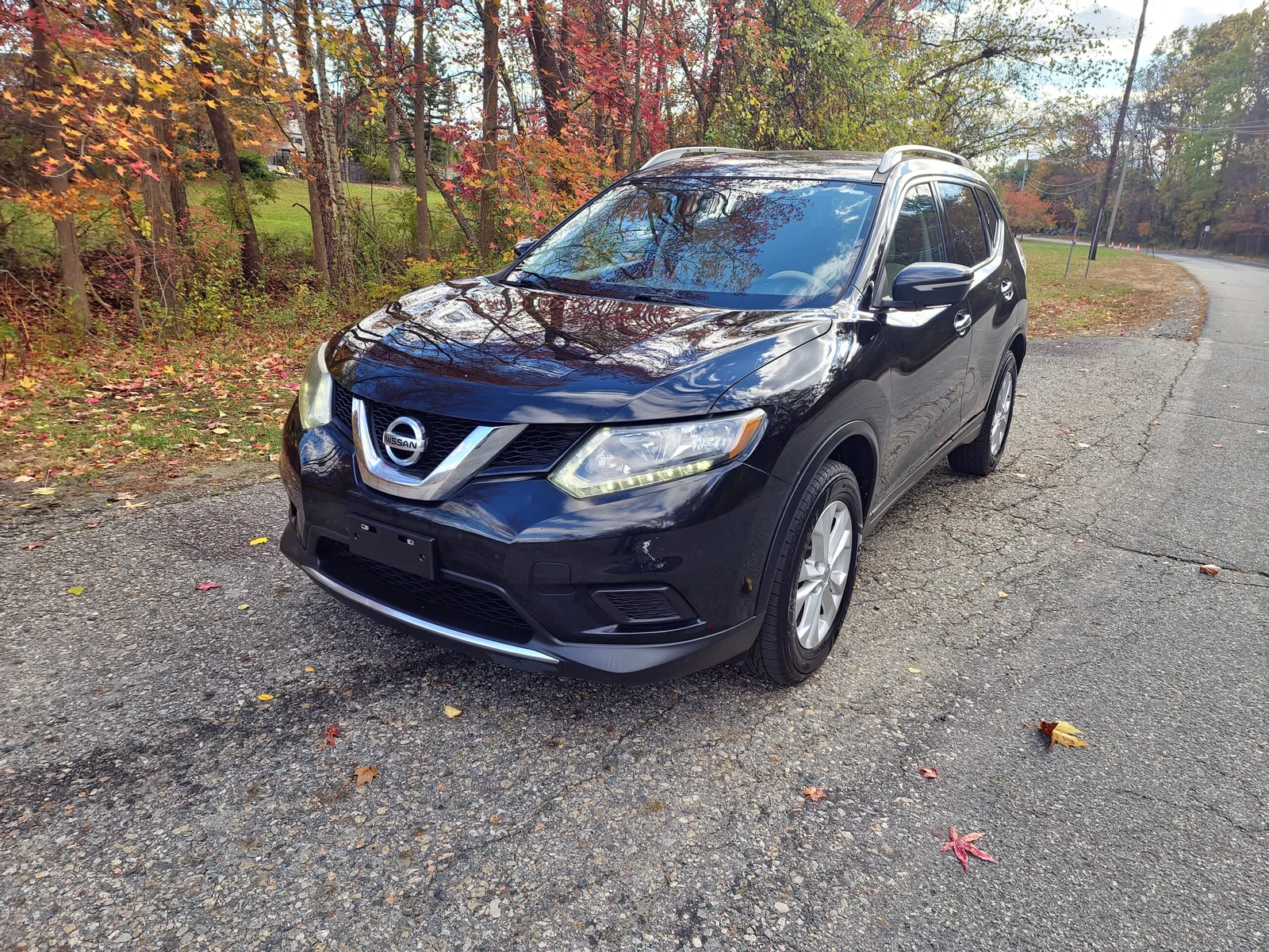 
								2014 Nissan Rouge SV full									
