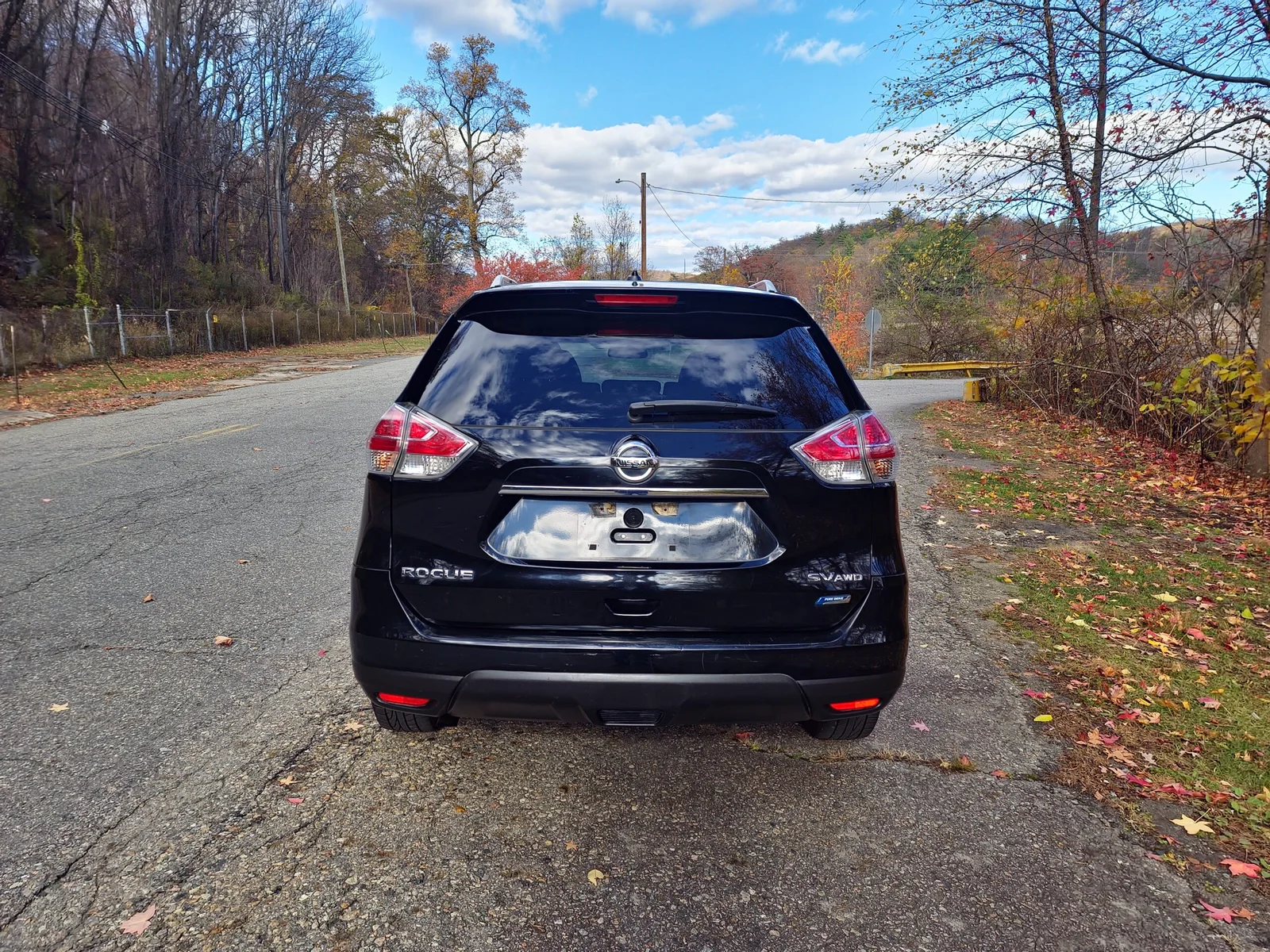 
								2014 Nissan Rouge SV full									