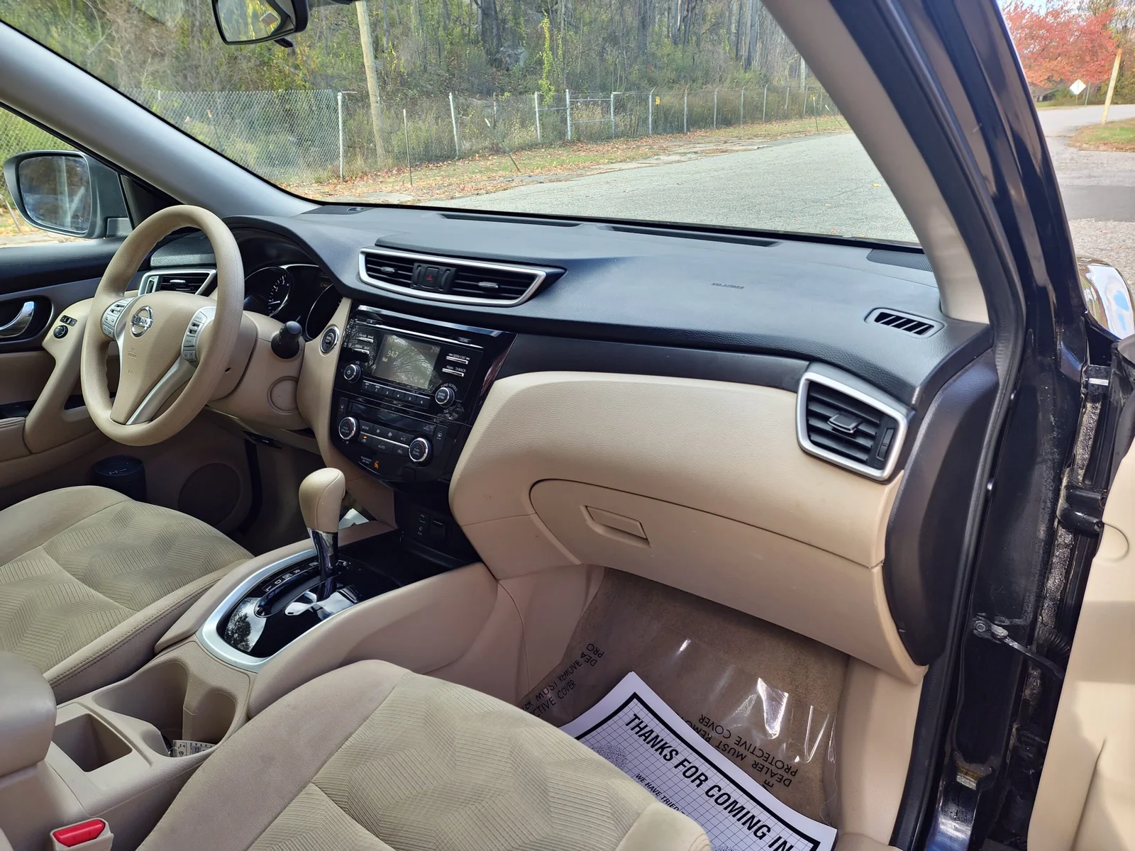 
								2014 Nissan Rouge SV full									