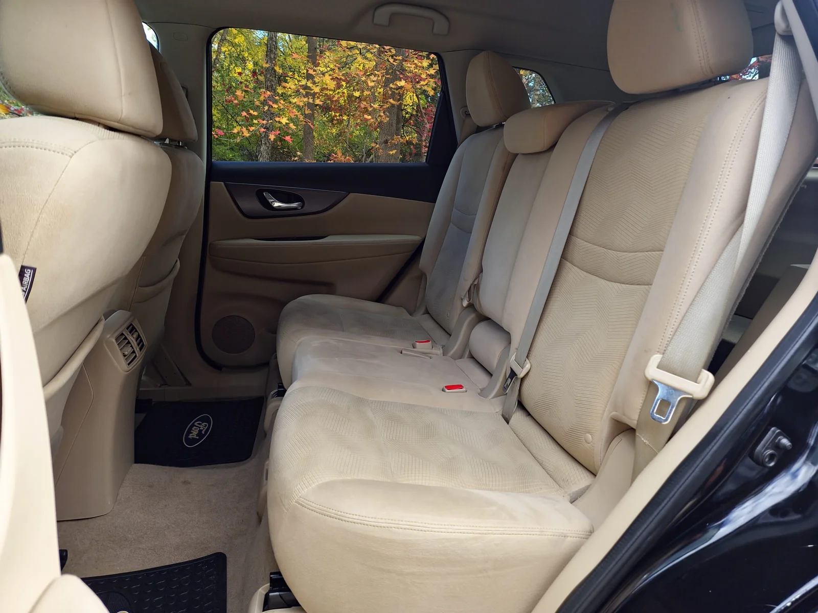 
								2014 Nissan Rouge SV full									