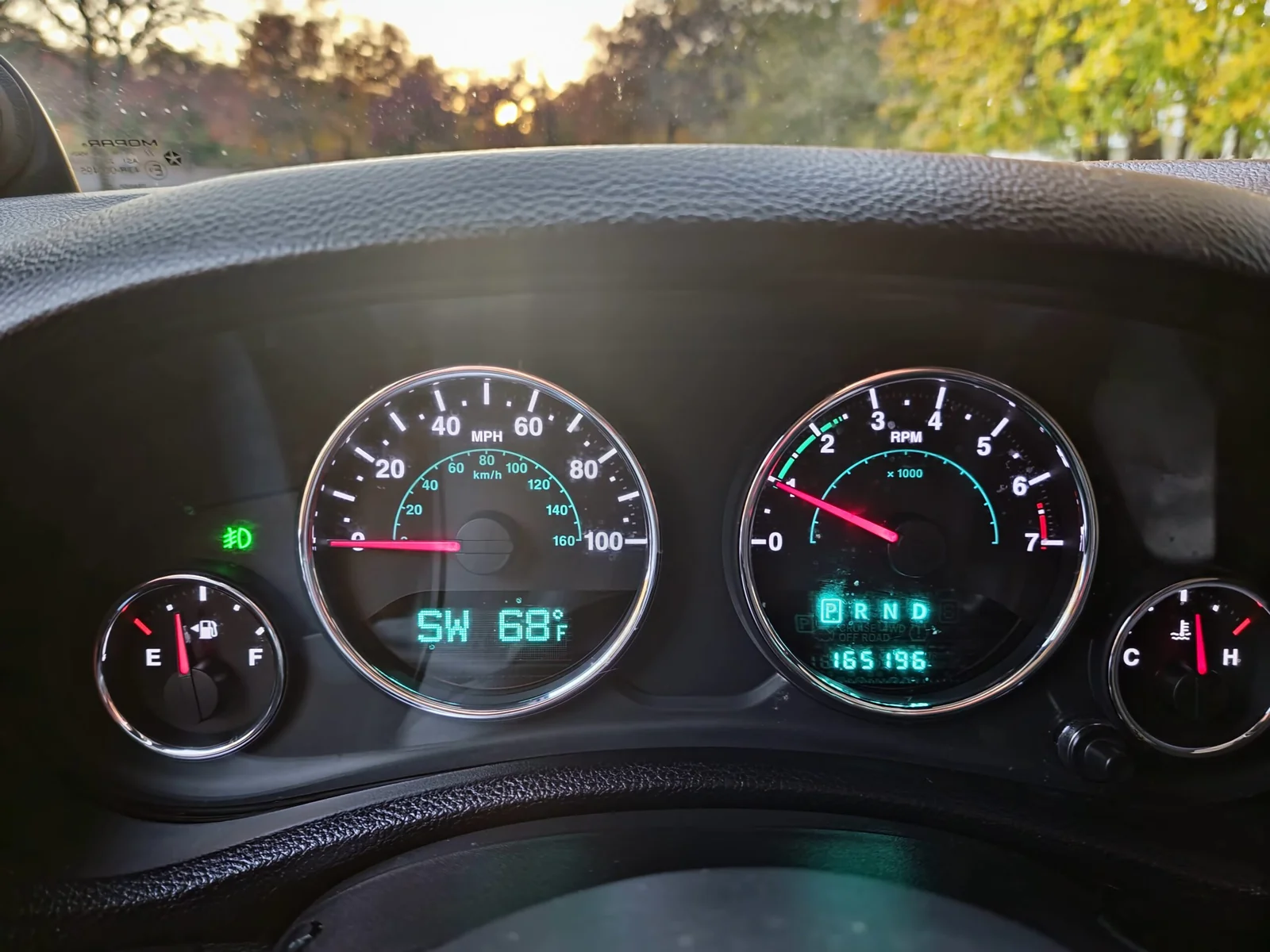 
								2012 Jeep Wrangler Unlimited Sport full									