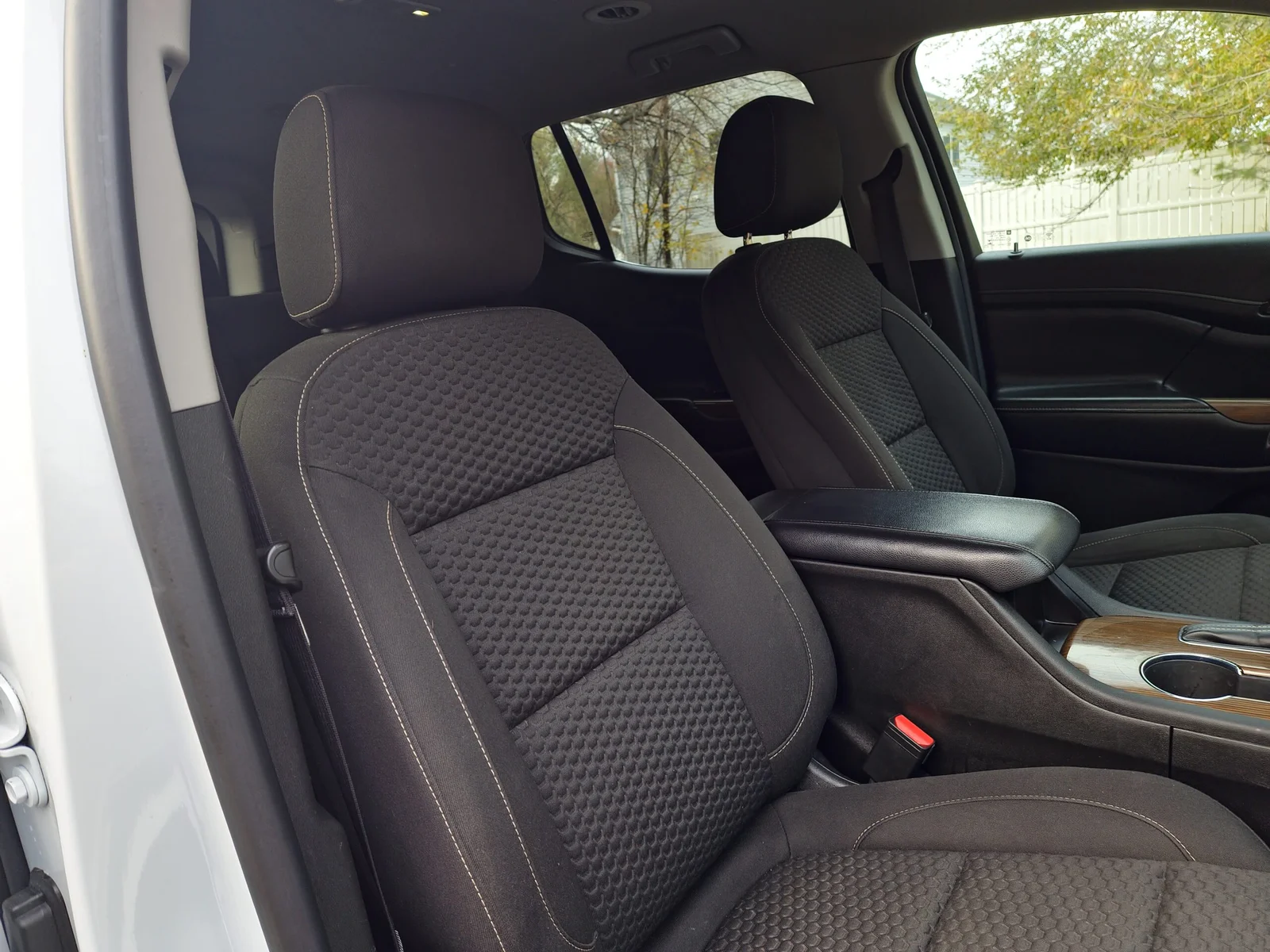 
								2019 GMC Acadia SLE-1 full									