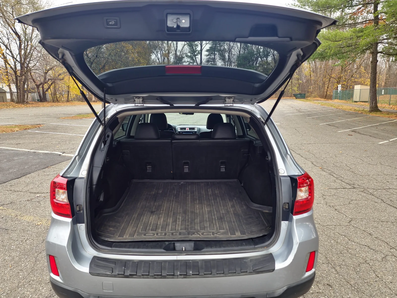 
								2016 Subaru Outback 2.5i Limited full									