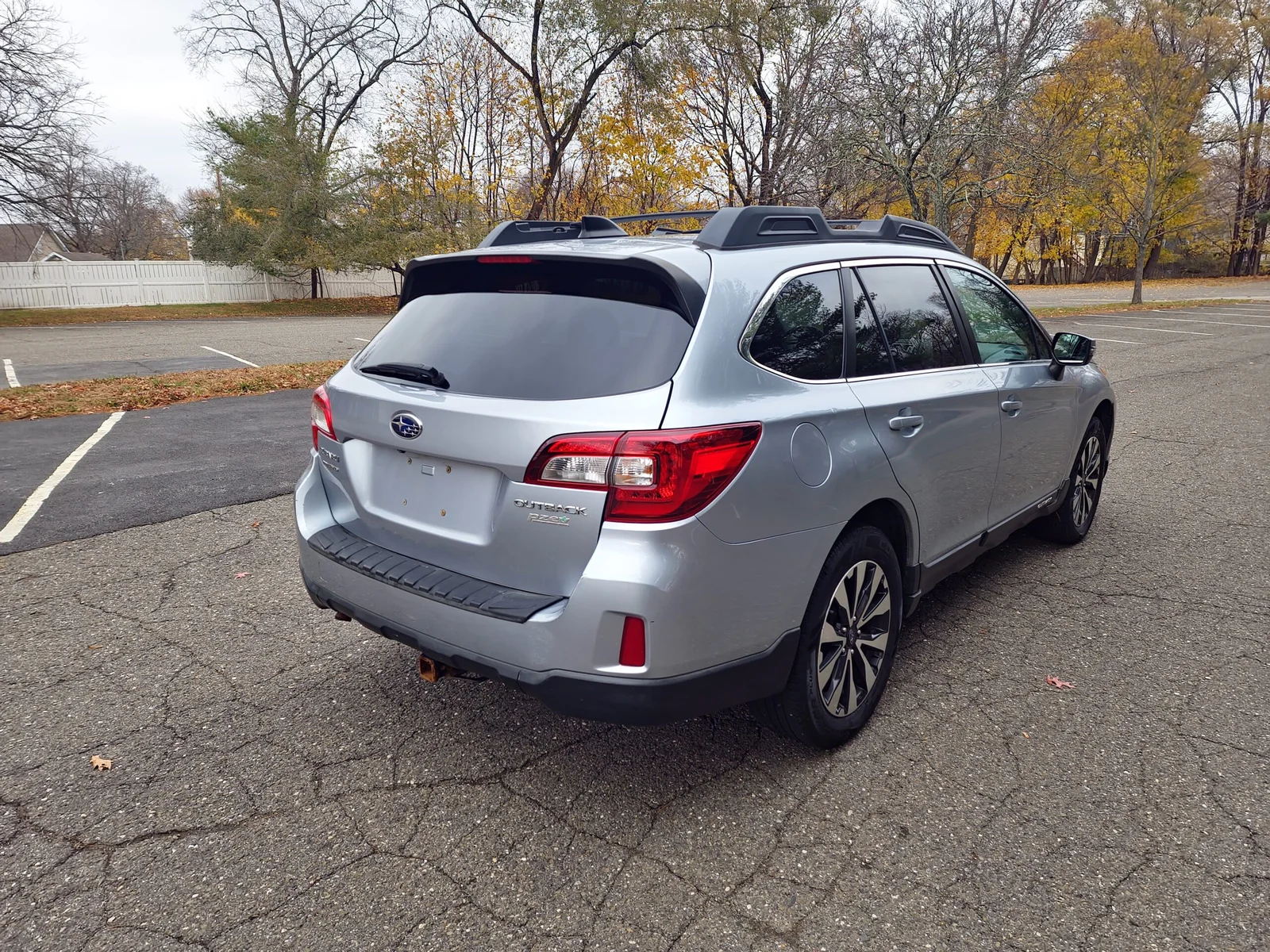 
								2016 Subaru Outback 2.5i Limited full									