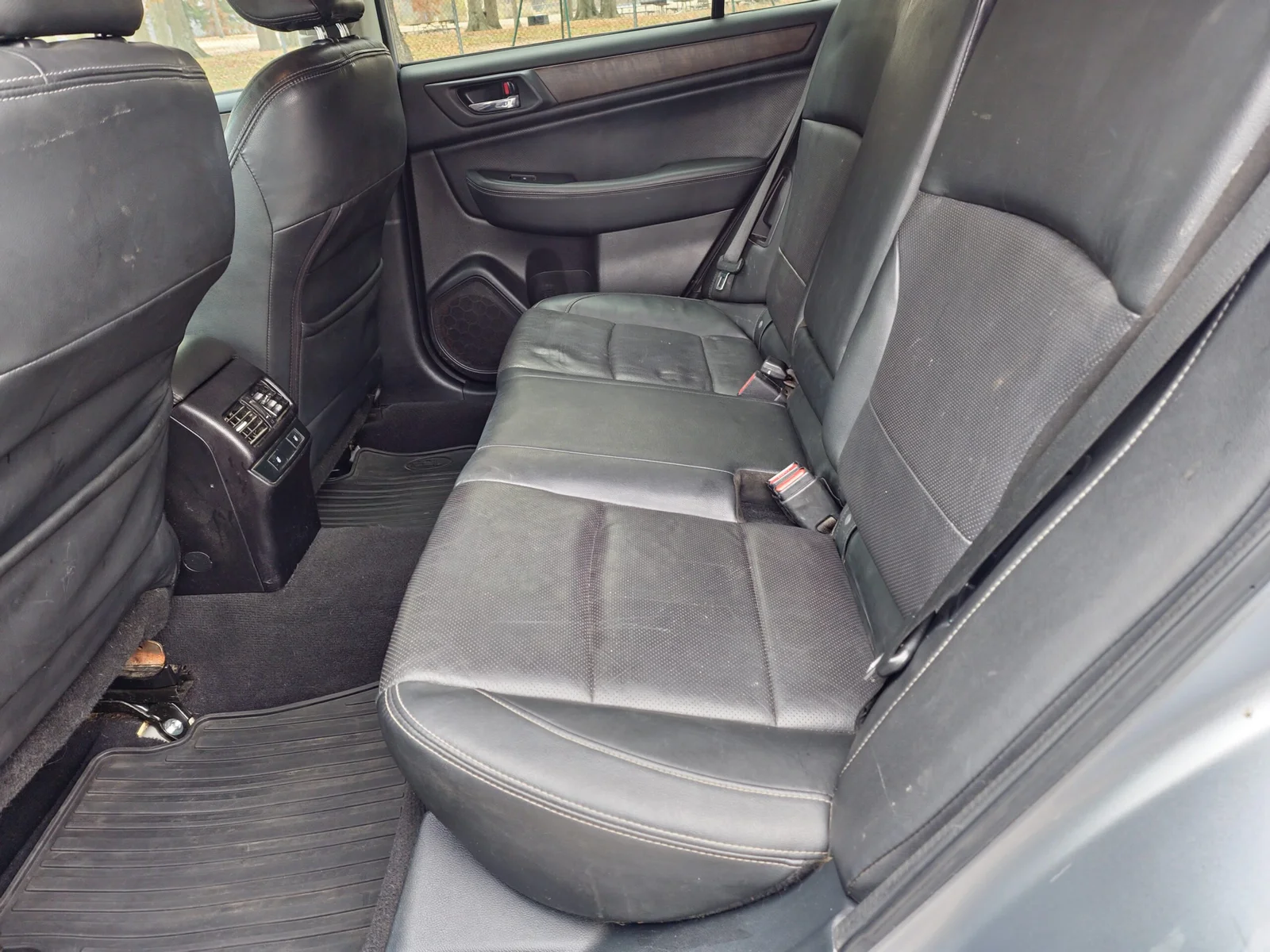 
								2016 Subaru Outback 2.5i Limited full									