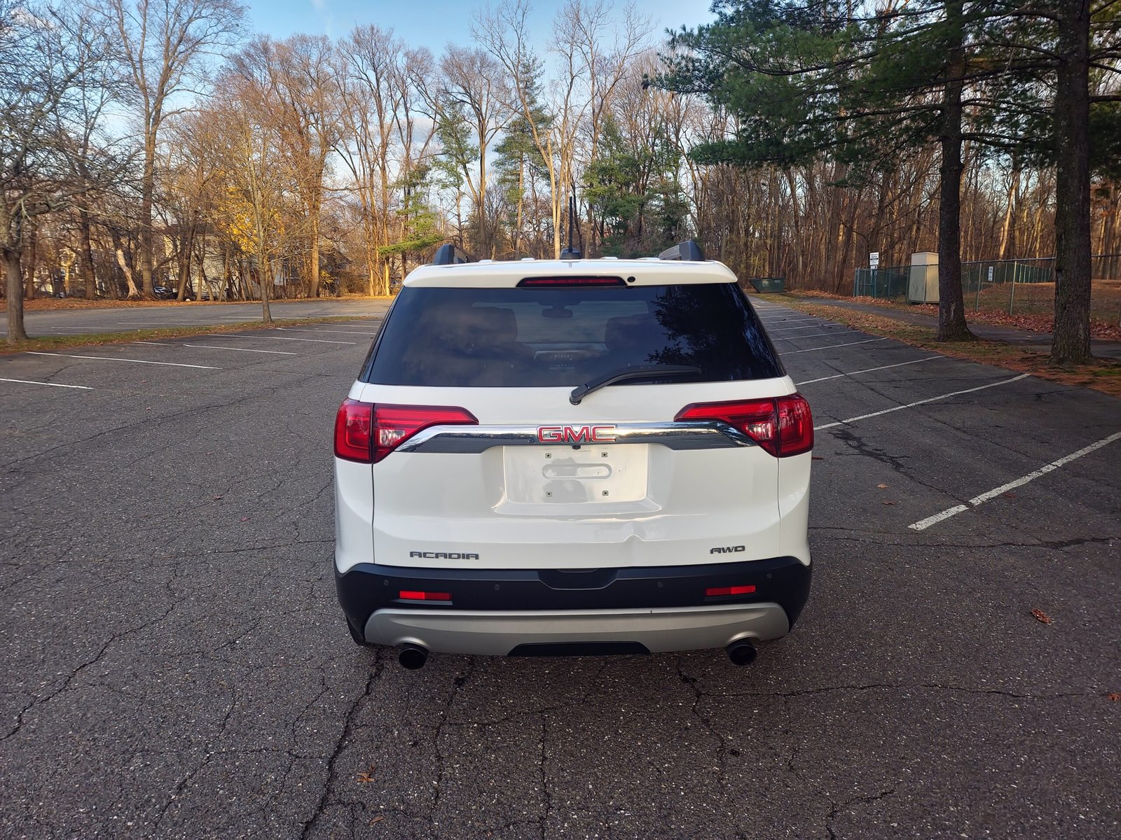 
								2018 GMC Acadia SLE-2 full									