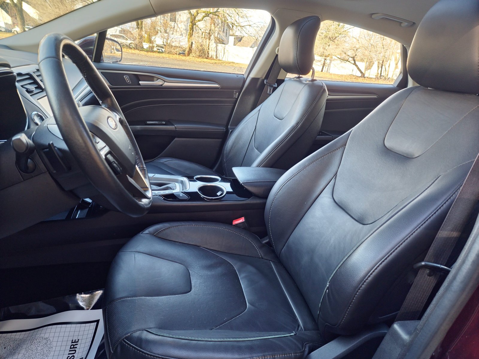 
								2013 Ford Fusion Titanium AWD full									