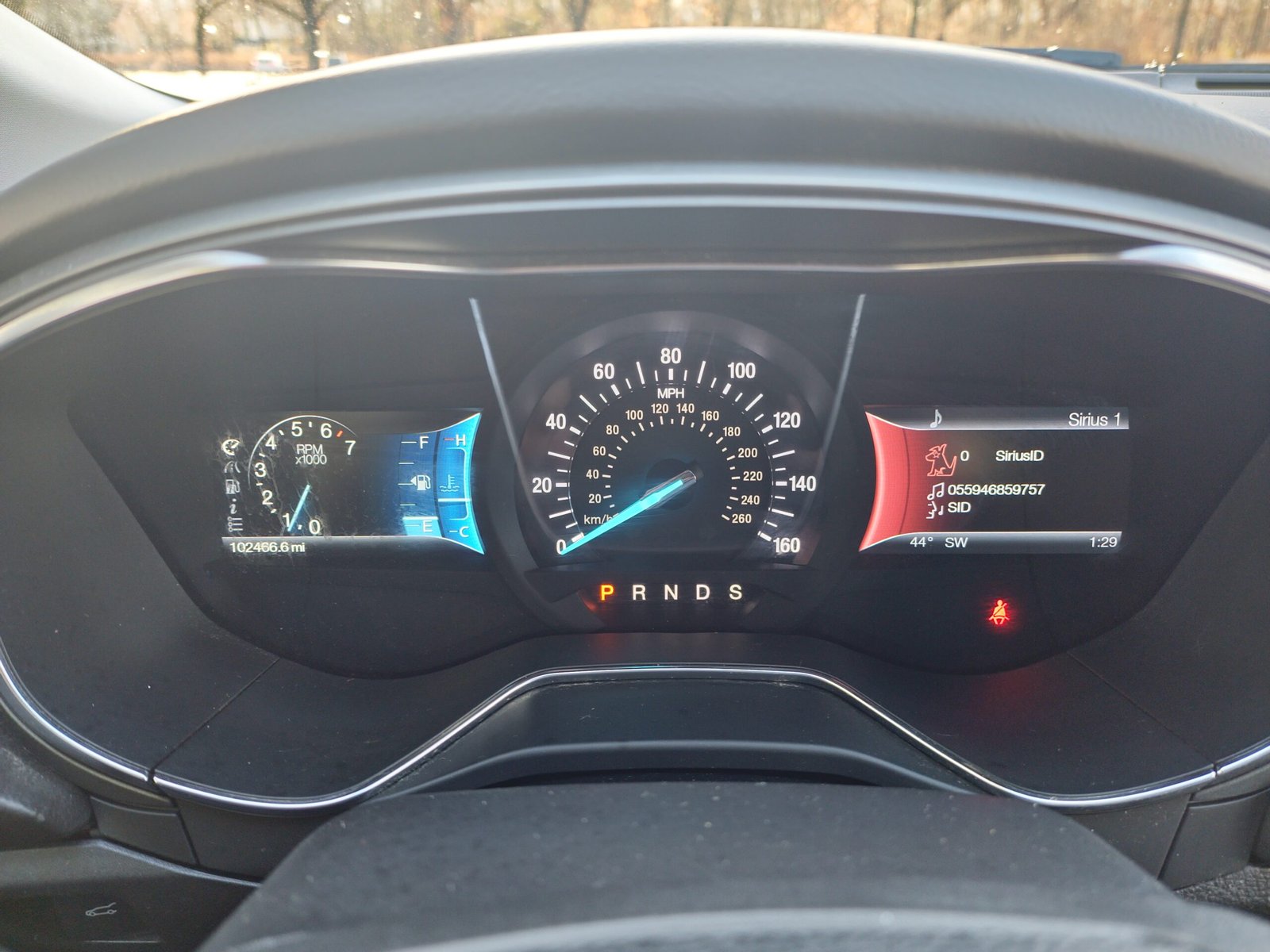 
								2013 Ford Fusion Titanium AWD full									