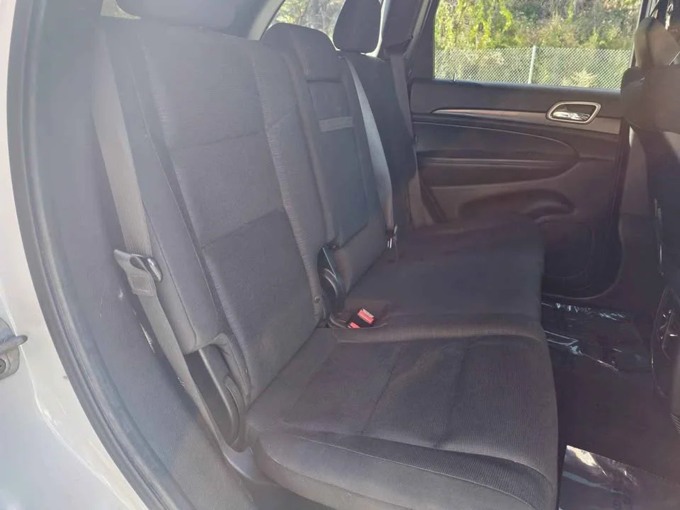 
								2014 Jeep grand cherokee – Laredo 4D full									