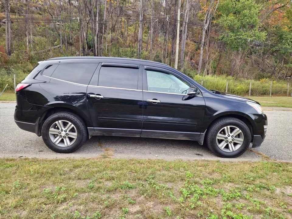
								2016 Chevrolet traverse LT full									