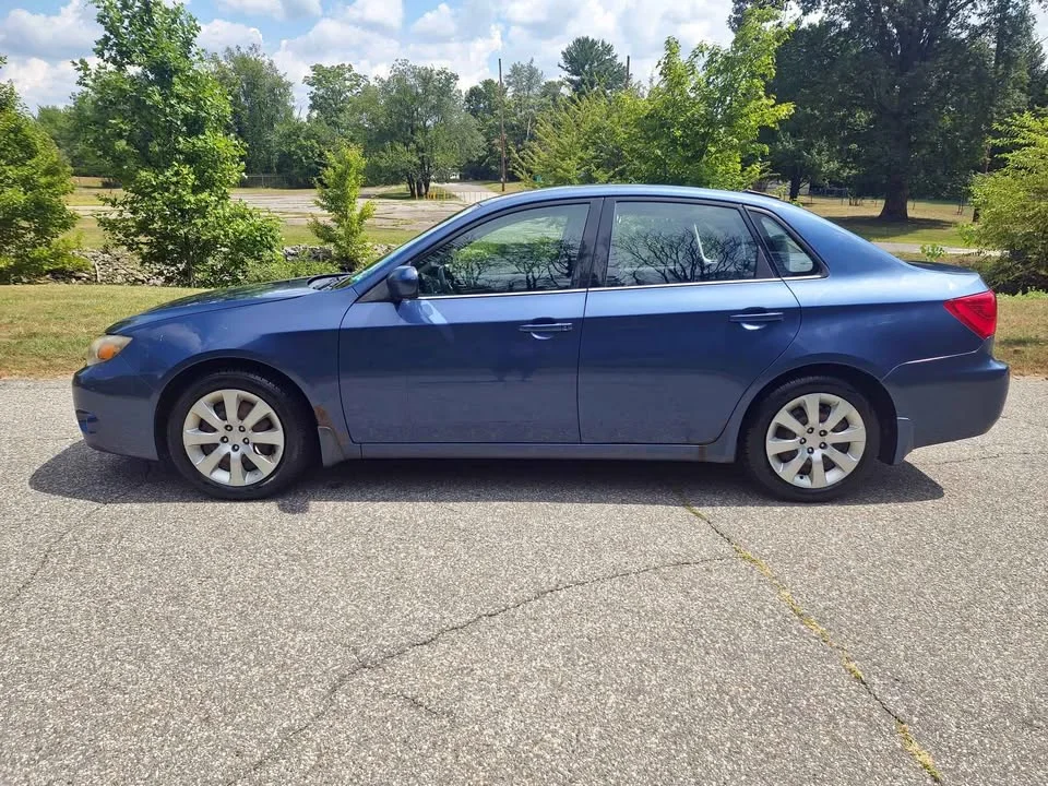 
								2011 Subaru impreza full									