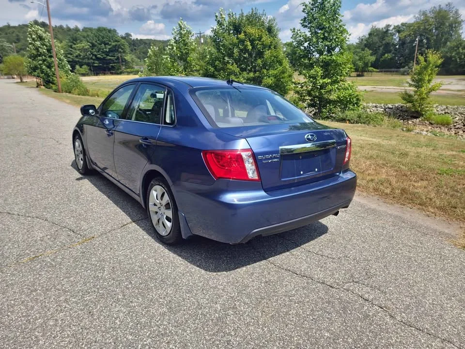 
								2011 Subaru impreza full									