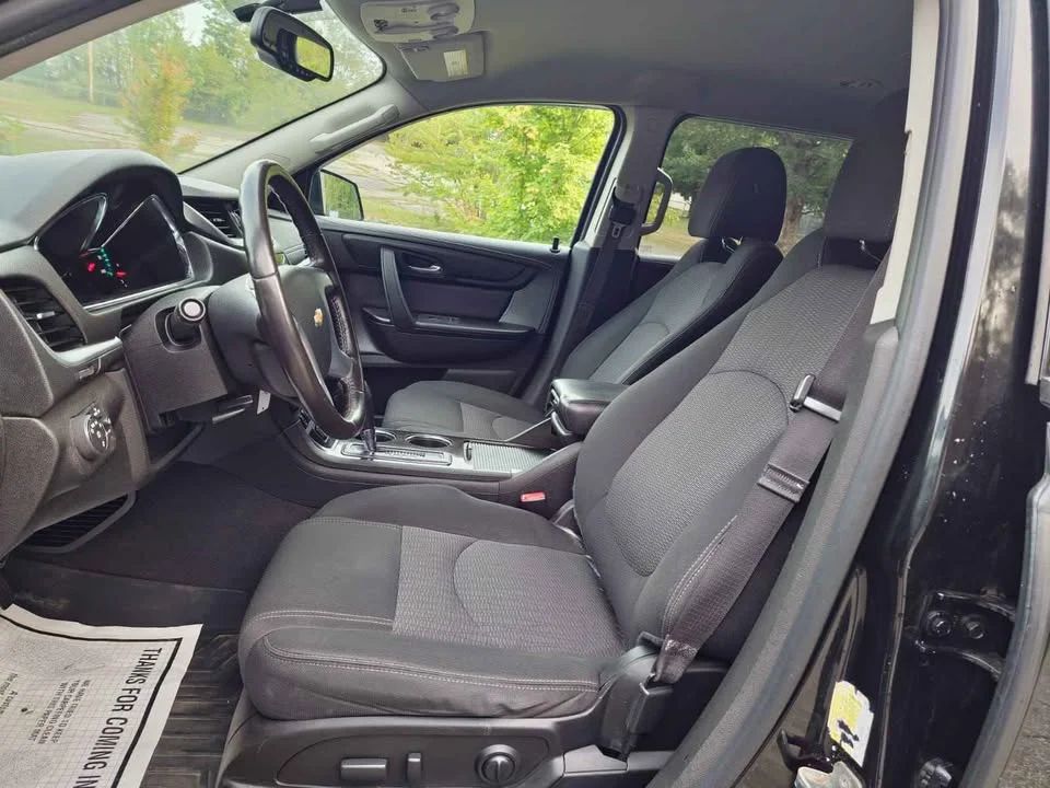 
								2016 Chevrolet traverse LT full									