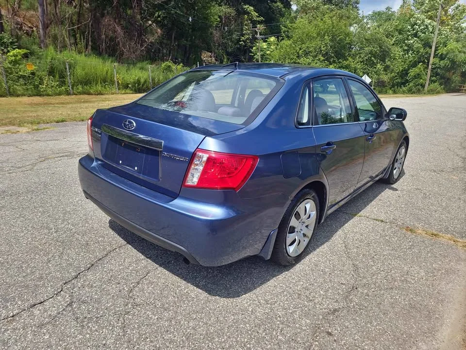 
								2011 Subaru impreza full									