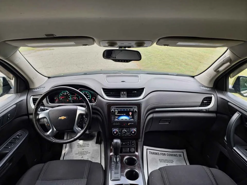 
								2016 Chevrolet traverse LT full									