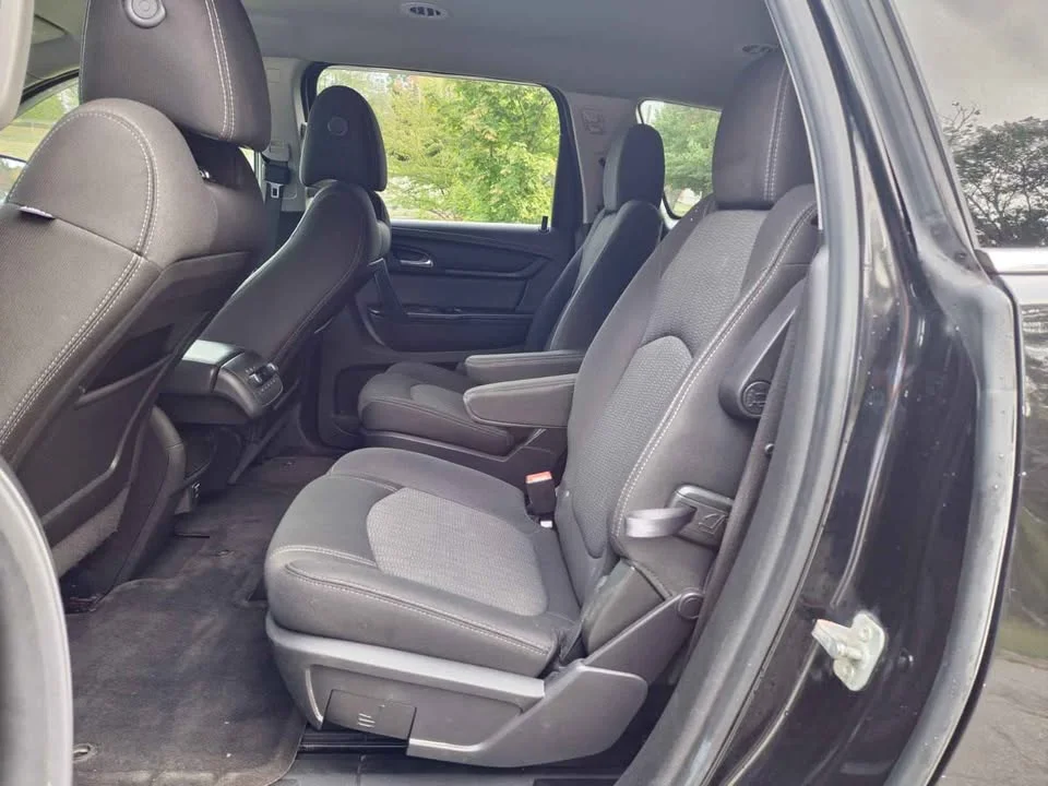 
								2016 Chevrolet traverse LT full									