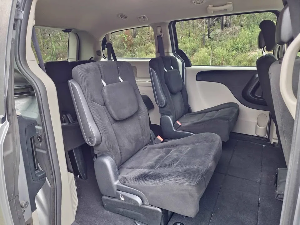 
								2016 Dodge Grand Caravan SE full									