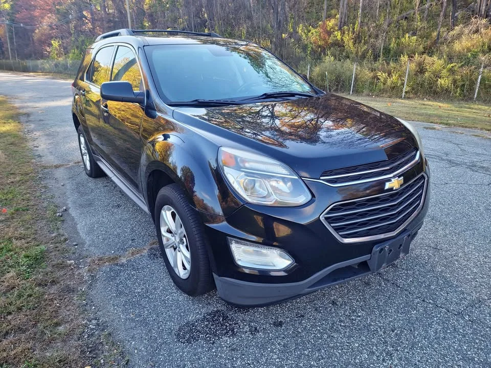 
								2017 Chevrolet Equinox LT full									