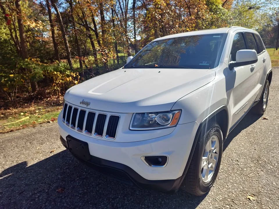 
								2014 Jeep grand cherokee – Laredo 4D full									