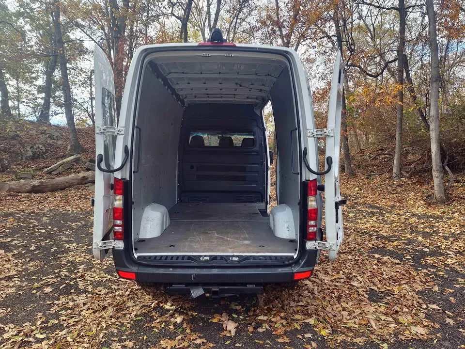 
								2018 Mercedes-Benz sprinter 2500 cargo High Roof w/144″ WB Van 3D full									