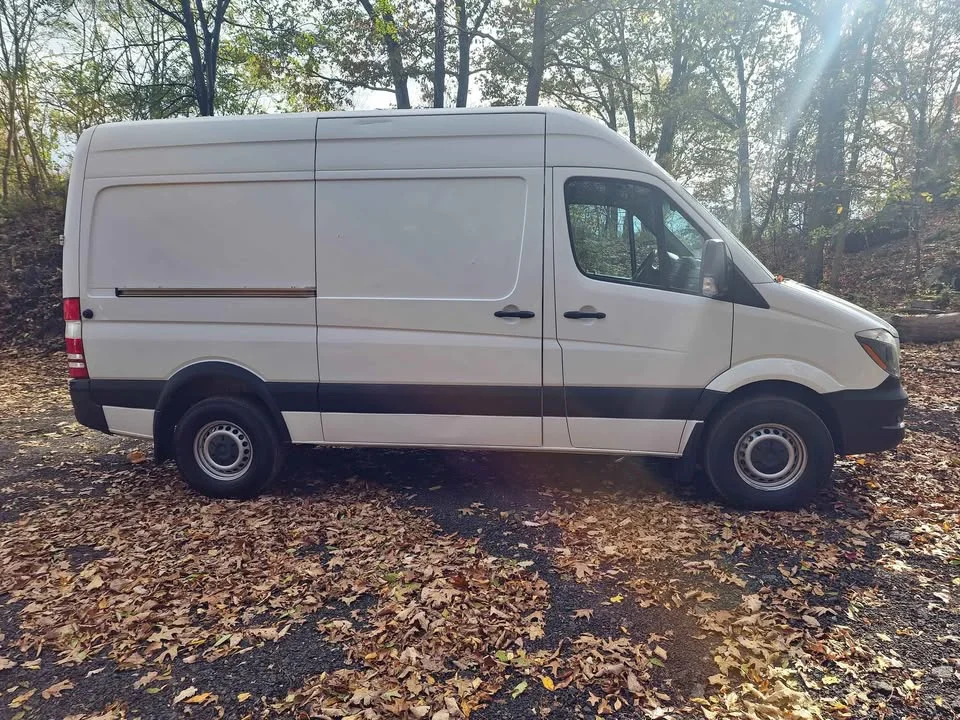 
								2018 Mercedes-Benz sprinter 2500 cargo High Roof w/144″ WB Van 3D full									