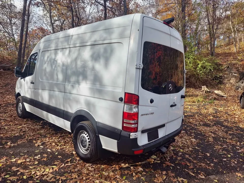 
								2018 Mercedes-Benz sprinter 2500 cargo High Roof w/144″ WB Van 3D full									