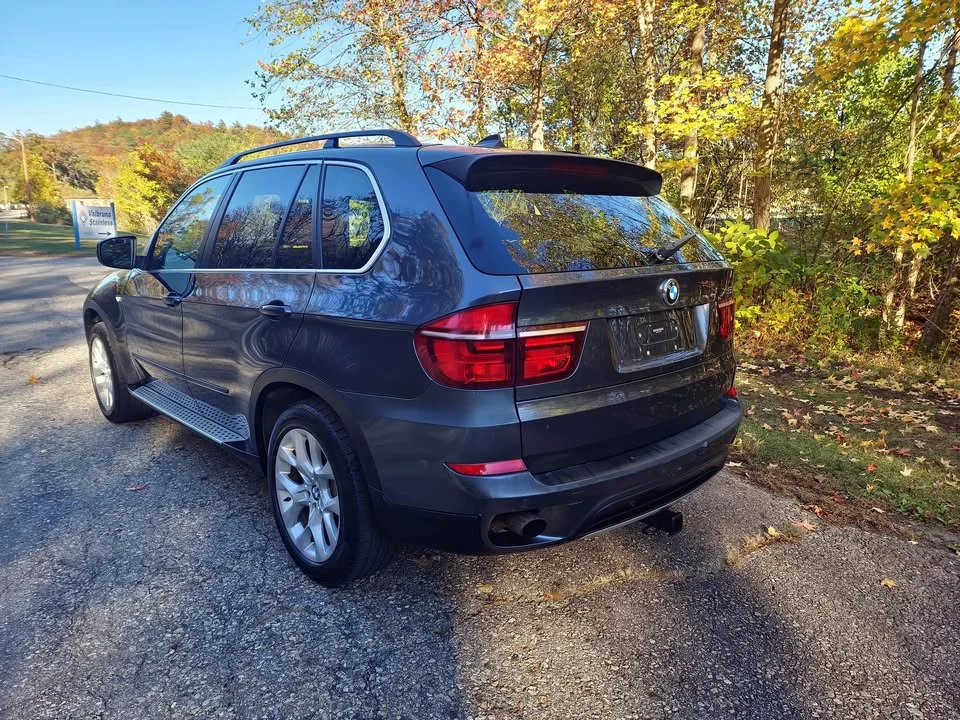 
								2013 BMW X5 xDrive30I full									