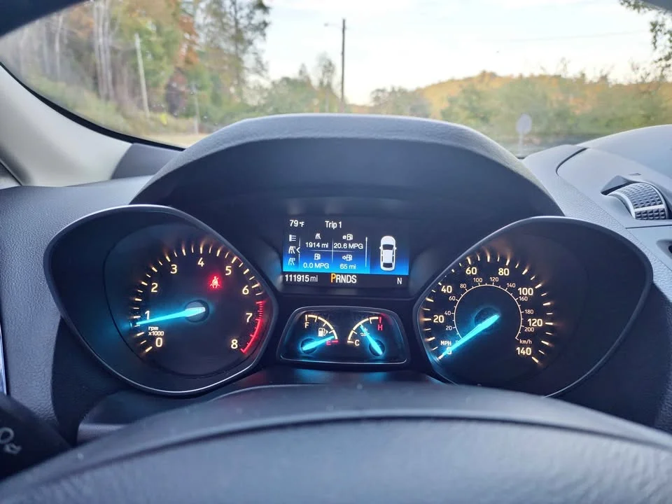 
								2017 Ford escape Titanium Sport Utility 4D full									