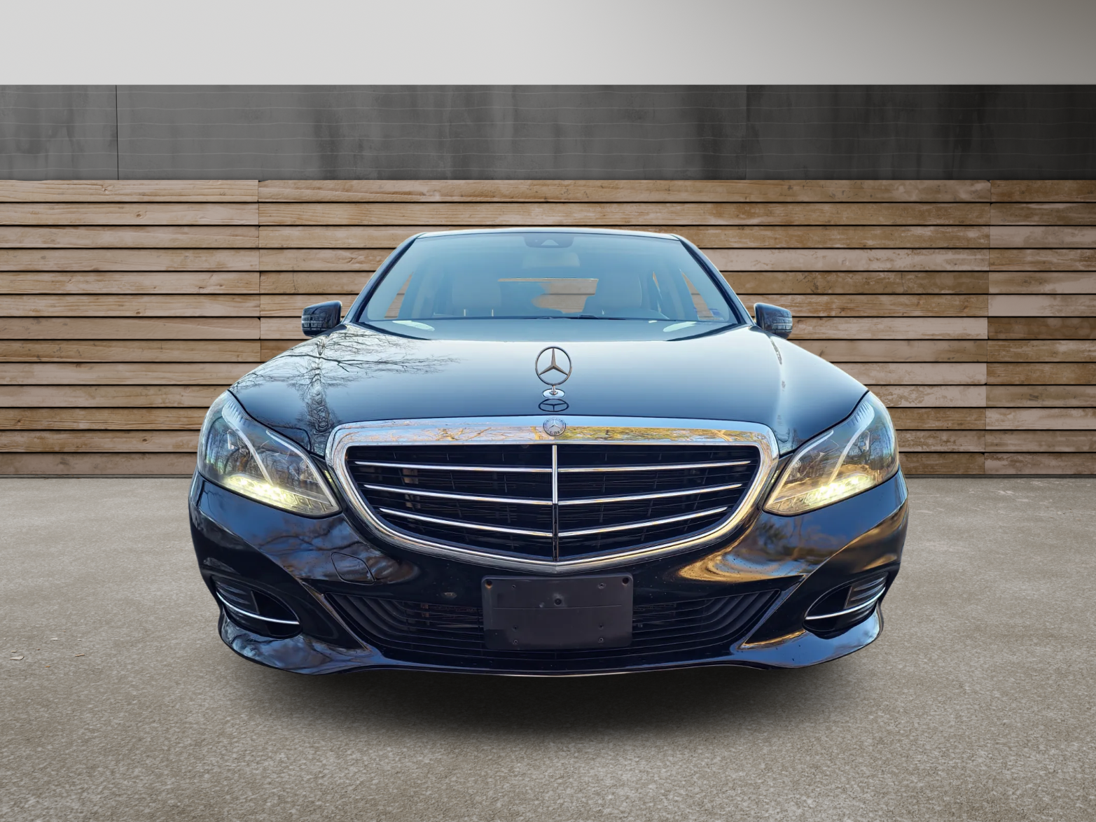 
								2015 Mercedes-Benz E-Class full									