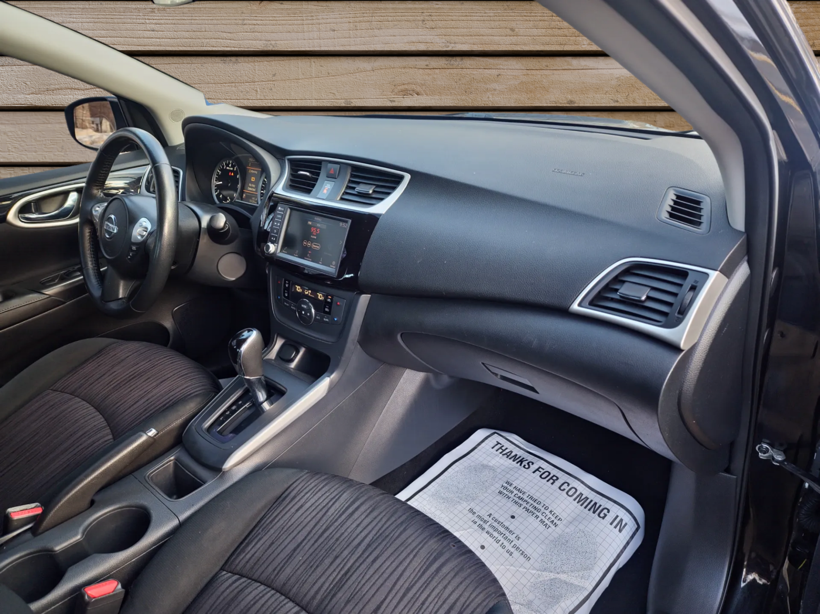 
								2019 Nissan Sentra SV full									