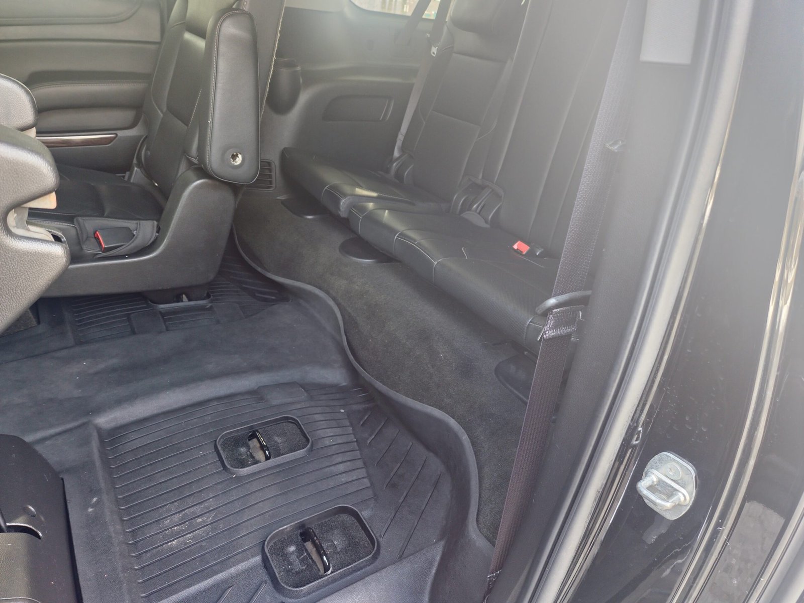 
								2016 GMC YUKON XL SLT full									