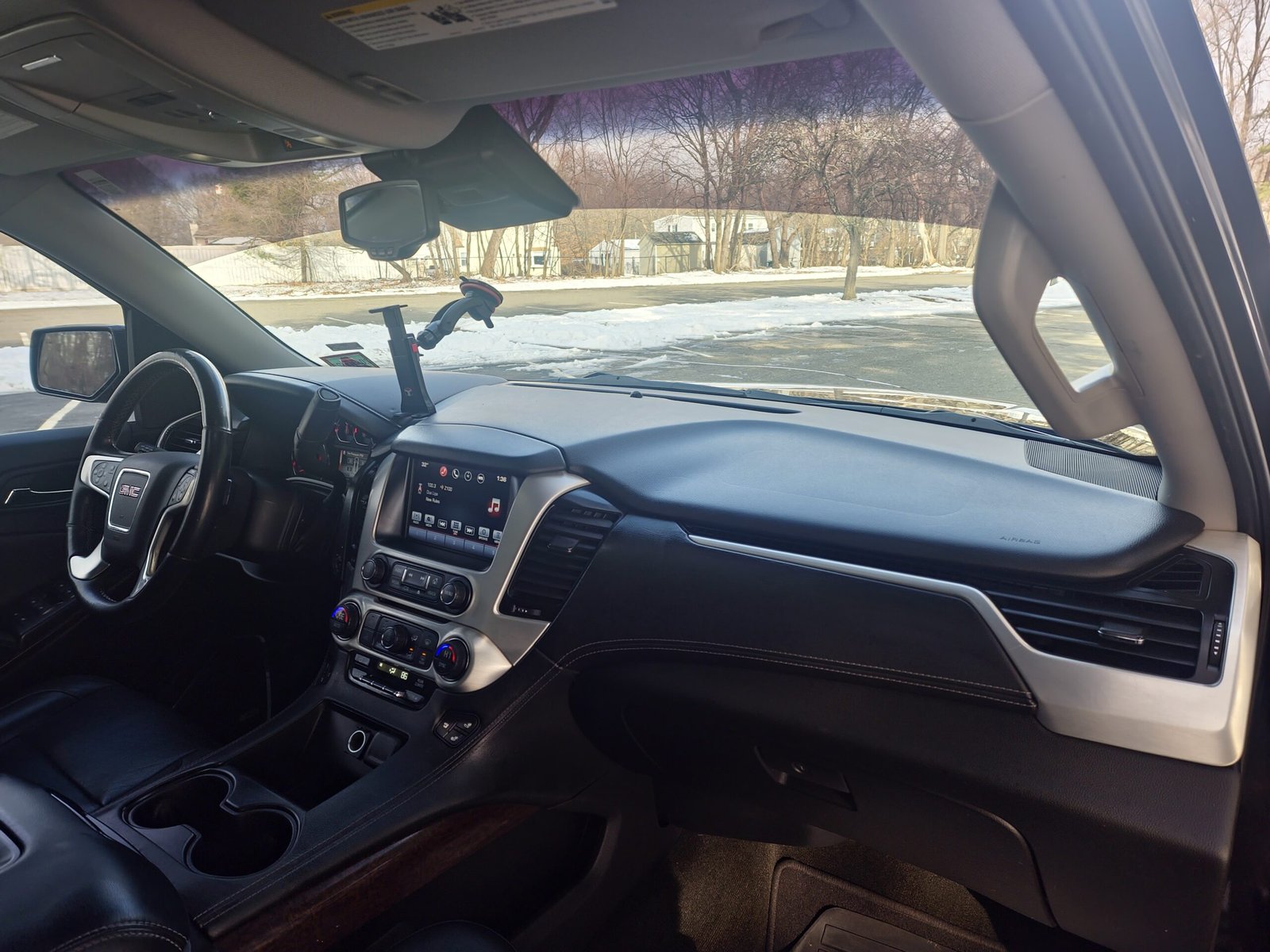 
								2016 GMC YUKON XL SLT full									