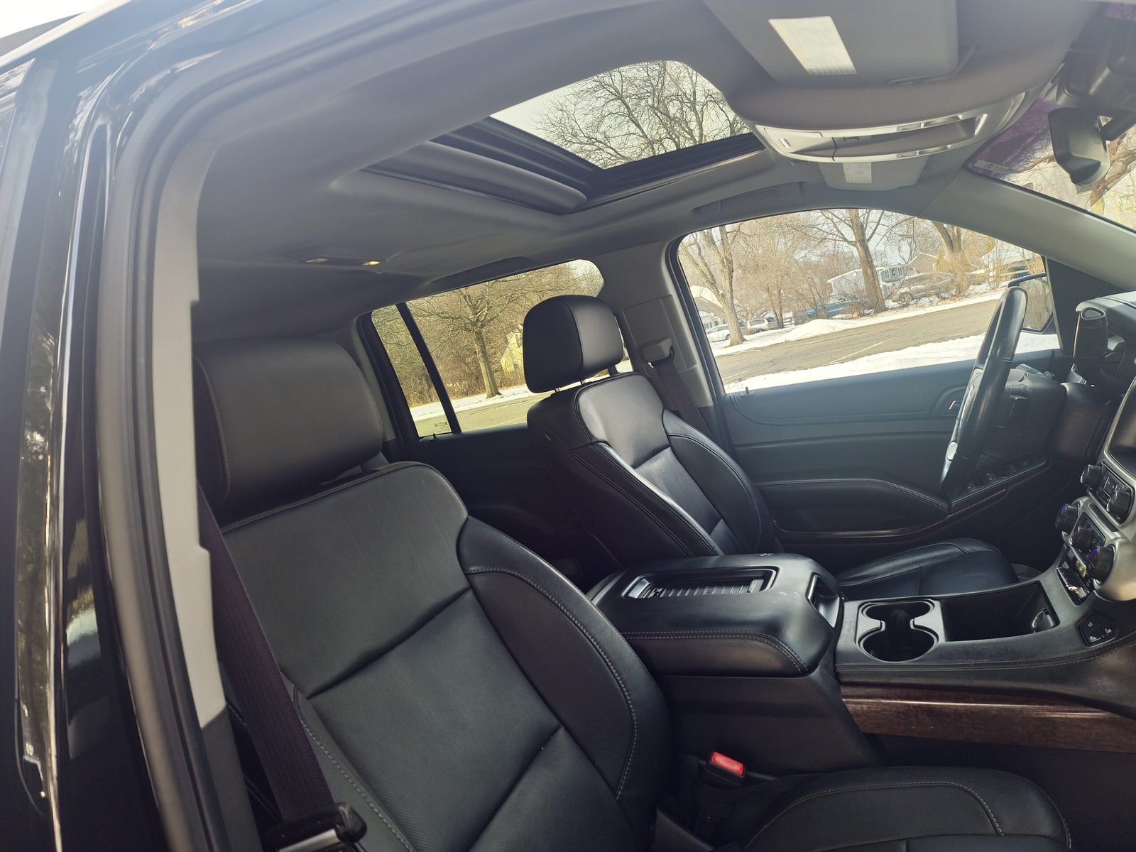 
								2016 GMC YUKON XL SLT full									