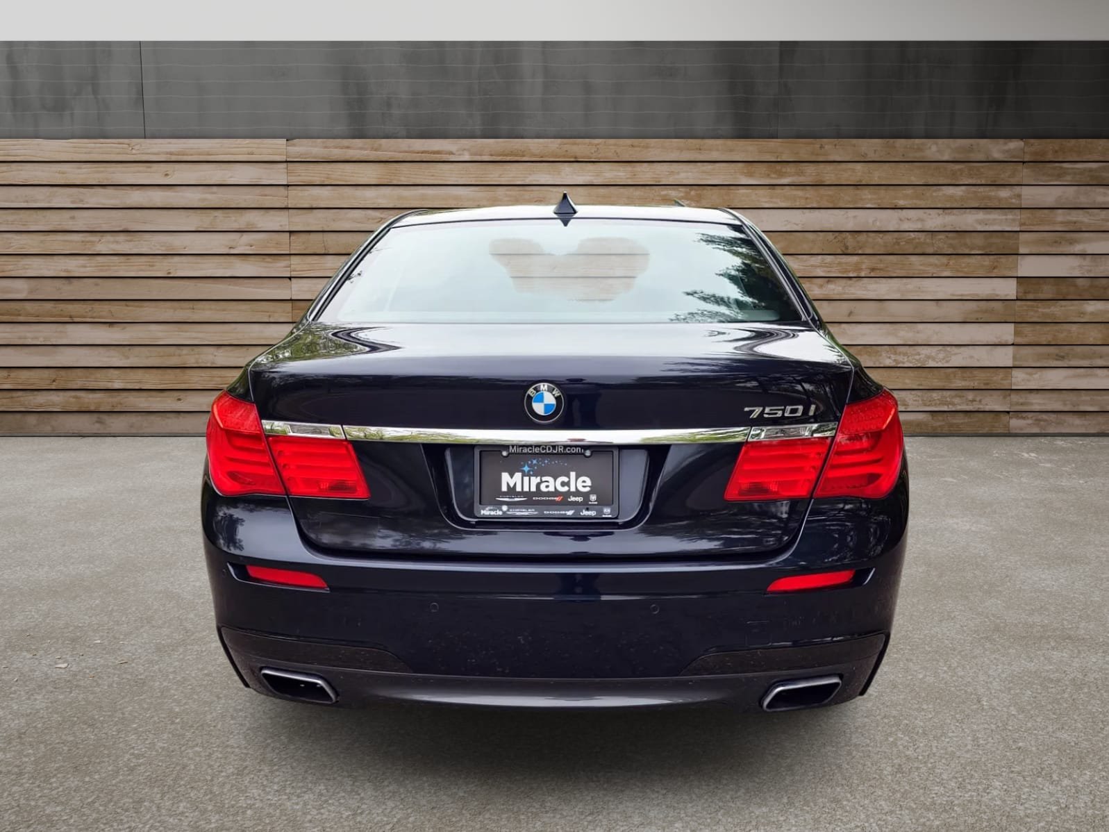 
								2012 BMW 750I full									