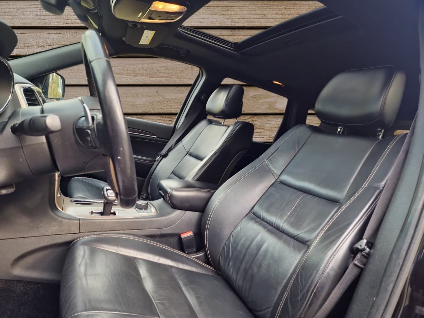 
								2015 jeep grand Cherokee Limited full									