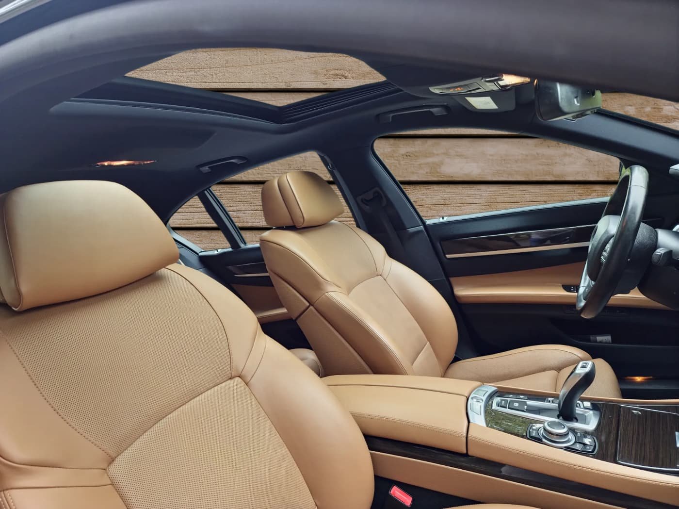 
								2012 BMW 750I full									