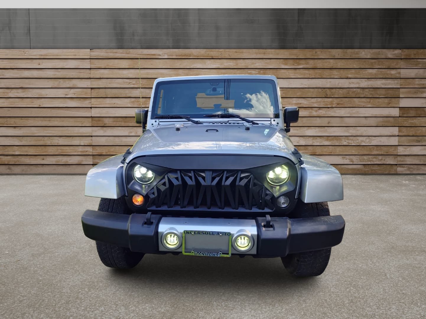 
								2014 Jeep Wrangler full									