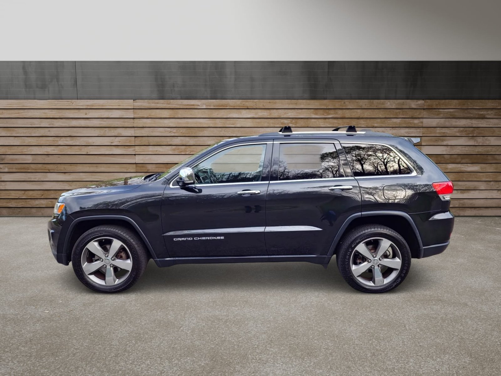 
								2015 jeep grand Cherokee Limited full									