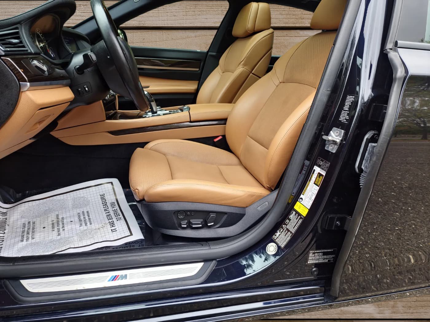 
								2012 BMW 750I full									