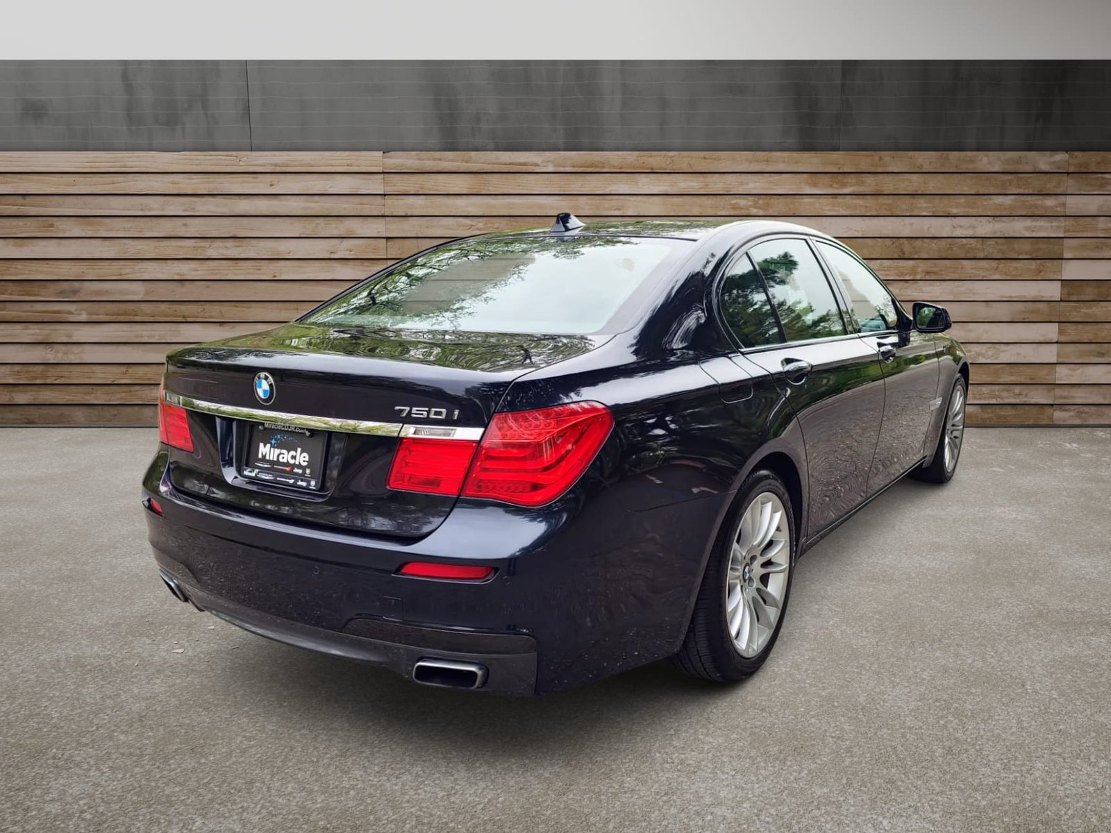 
								2012 BMW 750I full									