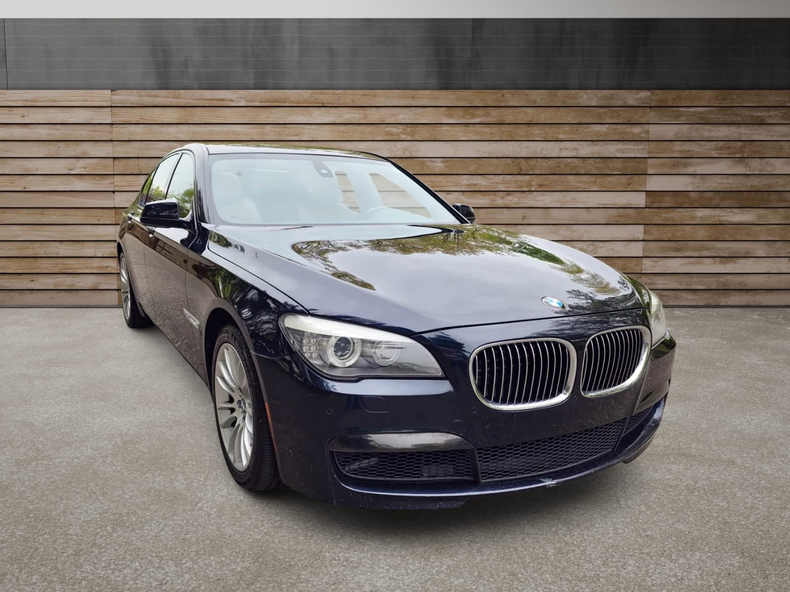 
								2012 BMW 750I full									