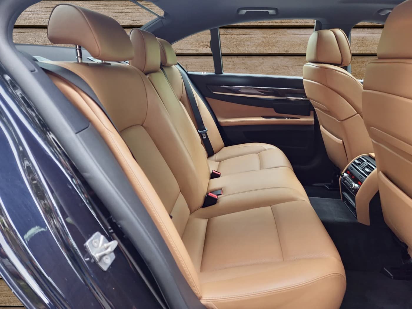 
								2012 BMW 750I full									